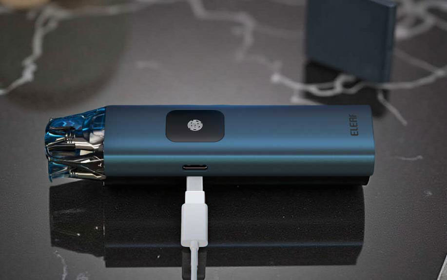 he image shows a USB-C cable being inserted into the side-mounted charging port of the sleek chassis. An illustrative overlay emphasizes the high-density 1400mAh internal battery, demonstrating the hardware's engineered capacity for long-term endurance.