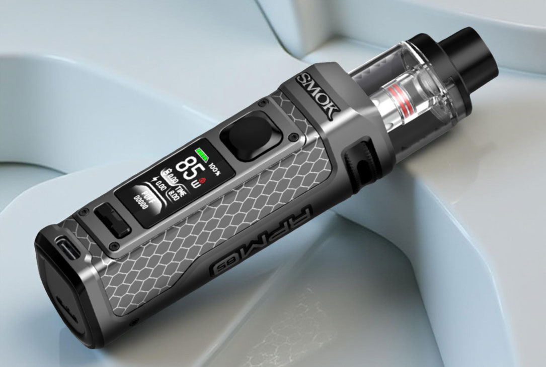 Close-up of the SMOK RPM 85 Pod Kit, highlighting the ergonomic, rounded Zinc-Alloy chassis and the illuminated 0.96-inch TFT display screen showing operational data.