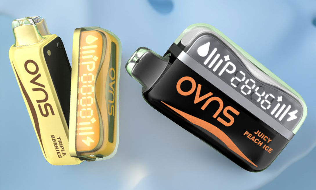 A split-view product image of the OVNS Puff Geek X. On the left, the device is shown in its disassembled state, highlighting the modular 950mAh battery detaching from the main 18.5ml e-liquid pod. On the right, a close-up focuses on the illuminated digital screen, clearly displaying a numerical puff counter alongside the current battery percentage and vaping mode